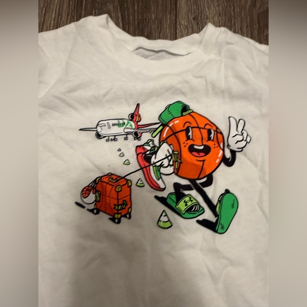 Under Armour🏀Youth Boys' UA Basketball Jet Short Sleeve T-Shirt White Sz Small - Picture 2 of 5
